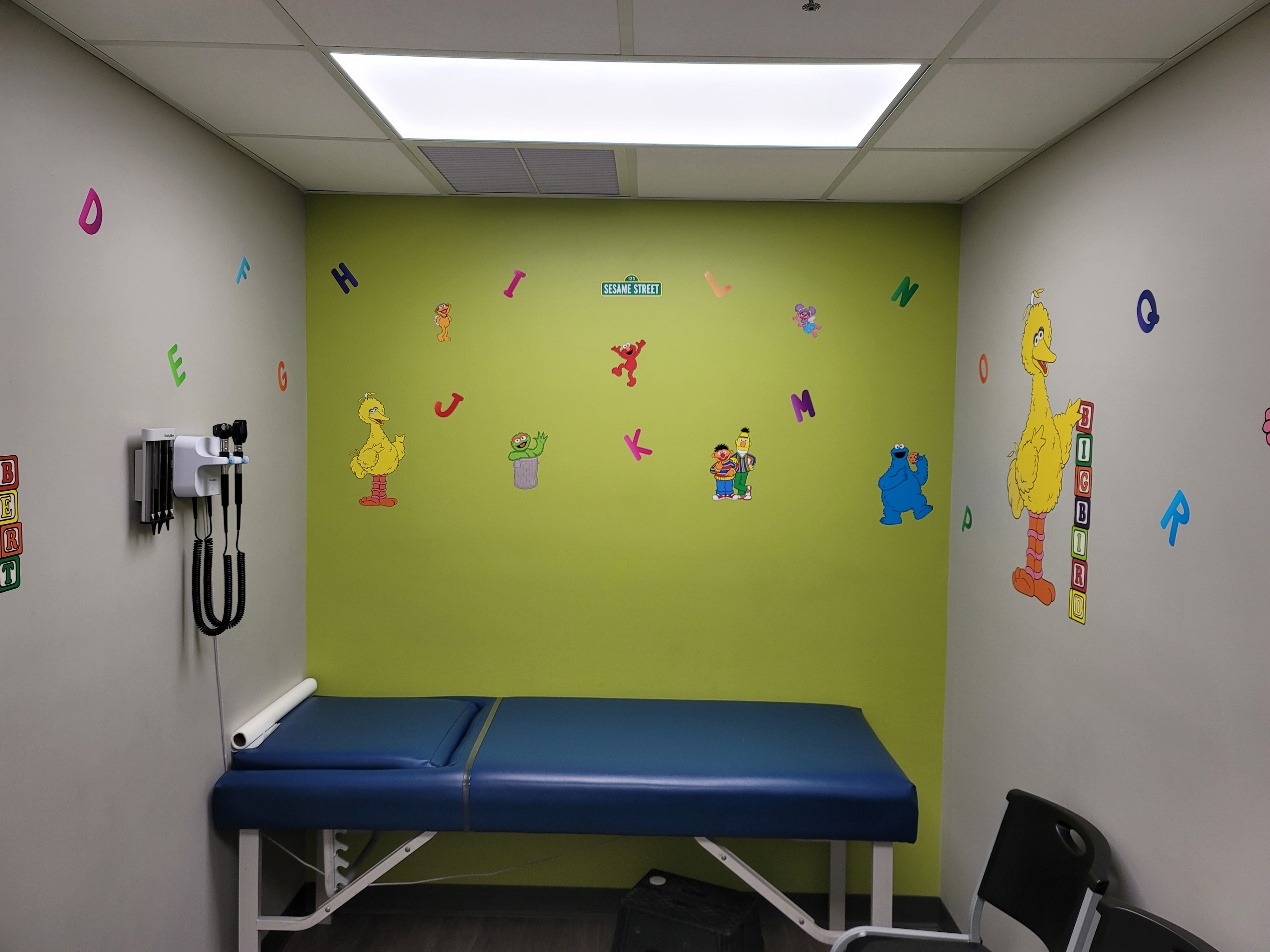 North Miami Beach pediatric clinic office - Dr. Rozalyn H. Paschal location